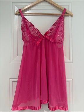 Women’s Fuchsia Lace Babydoll Nightdress
